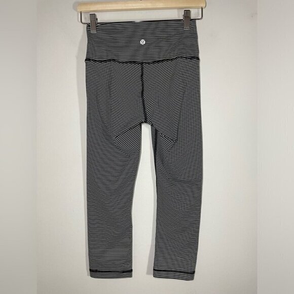 Lululemon Wunder Under Crop (High-Rise) Full-On Luxtreme Hype Stripe Black White - Picture 5 of 10